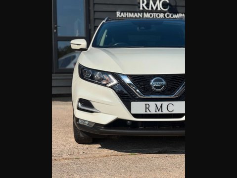 Nissan Qashqai 1.3 DIG-T N-Connecta SUV 5dr Petrol Manual Euro 6 (s/s) (160 ps) 4