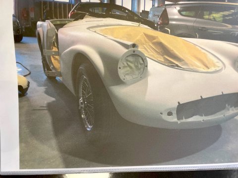 Daimler SP250 Dart 85