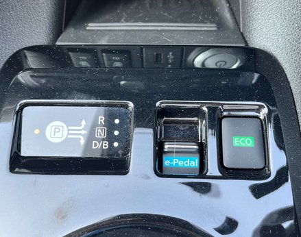 Nissan LEAF Leaf N-Connecta Electric 110Kw 39kWh (AUTOMATIC) 5dr 66