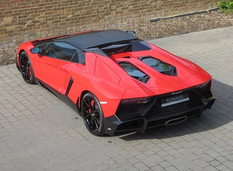 Lamborghini Aventador LP 720-4 Roadster 50th Anniversary 14