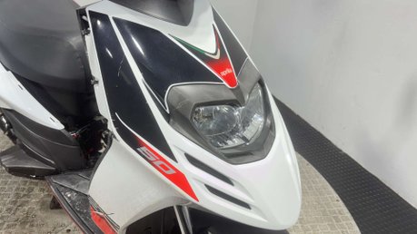 Aprilia SR 2015 15K RUNNING PROJECT SCOOTER 2 STROKE 2T LONG MOT 50CC 25