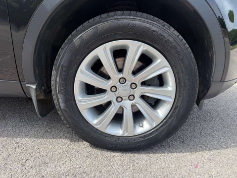 Land Rover Discovery Sport 2.0 Discovery Sport SE Tech TD4 4WD 5dr 55