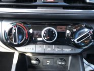 Hyundai KONA T-GDI SE CONNECT MHEV 53,000m, 1 owner Euro 6 ULEZ compliant 21