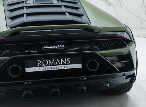 Lamborghini Huracan Sterrato 28