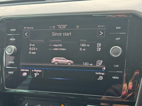 Volkswagen Passat 1.4 TSI 13kWh GTE Estate 5dr Petrol Plug-in Hybrid DSG Euro 6 (s/s) (218 ps 21