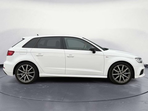 Audi A3 1.0 A3 Sportback 30 TFSI Black Edition Semi-Auto 5dr 6