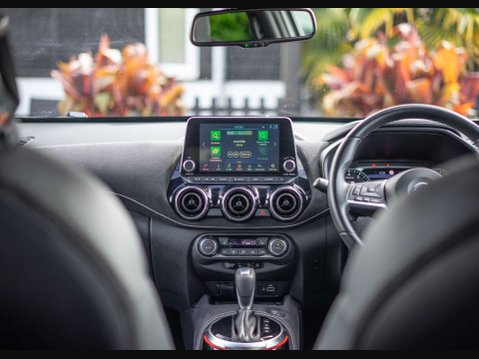 Nissan Juke 1.0 Juke Tekna+ DiG-T Semi-Auto 5dr 3
