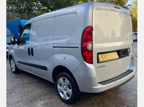 Vauxhall Combo 1.3 CDTi 2000 16v Sportive Panel Van 3dr Diesel Manual FWD L1 H1 (133 g/km, 15