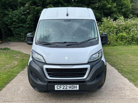 Peugeot Boxer 2.2 BlueHDi 435 Professional L4 H2 Euro 6 (s/s) 5dr 3
