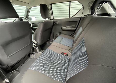 Suzuki Ignis SZ5 DUALJET MHEV 10
