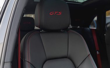 Porsche Macan GTS 13