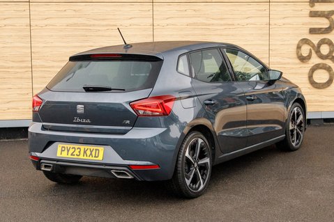 SEAT Ibiza TSI FR SPORT 2