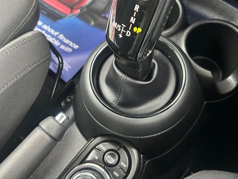 Mini Hatch 1.5 Cooper Classic Steptronic Euro 6 (s/s) 5dr 16