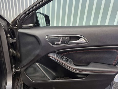 Mercedes-Benz A Class 2.0 A45 AMG Hatchback 5dr Petrol SpdS DCT 4MATIC Euro 6 (s/s) (360 ps) 17