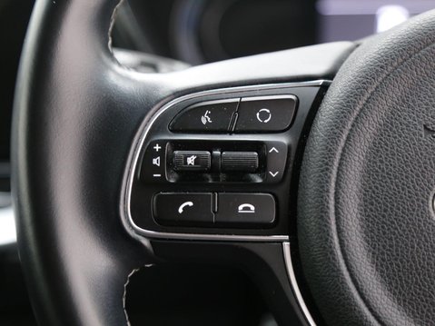 Kia Niro 1.6 GDi 2 DCT Euro 6 (s/s) 5dr 11