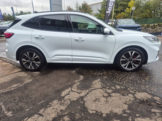 Ford Kuga ST-LINE X EDITION 5