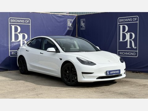 Tesla Model 3 Saloon 4dr Electric Auto RWD (241 bhp) 1