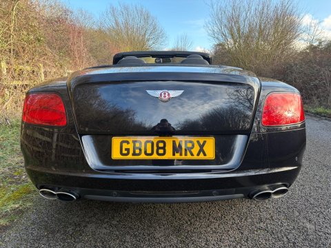 Bentley Continental GTC V8 9