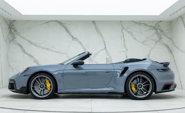 Porsche 911 Turbo S Cabriolet (992) 2