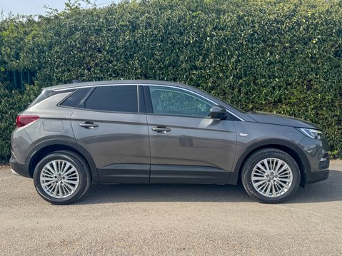 Vauxhall Grandland X 1.2 Turbo Sport Nav Hatchback 5dr Petrol Manual Euro 6 30