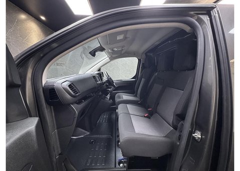 Vauxhall Vivaro 1.5 Turbo D 2700 Pro Panel Van 6dr Diesel Manual L1 H1 Euro 6 (s/s) (120 ps 41