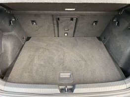 Volkswagen Golf 1.5 Golf R-Line TSI 5dr 75