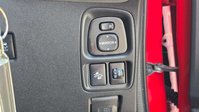 Toyota Aygo 1.0 VVT-i x-play Hatchback 5dr Petrol x-shift Euro 6 (Safety Sense) (71 ps) 34