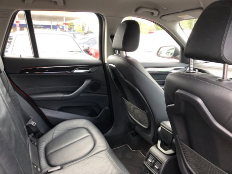 BMW X1 XDRIVE20I XLINE petrol automatic 39,000 miles, Euro 6, DAB, leather 4x4 9