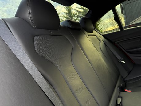 BMW M3 COMPETITION (MANUAL) 87