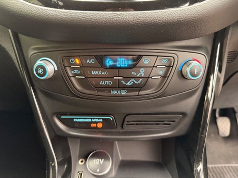 Ford B-Max TITANIUM 21