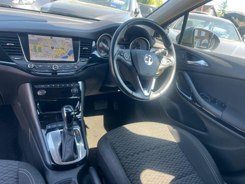 Vauxhall Astra 1.4i Turbo SRi Nav Auto Euro 6 (s/s) 5dr 23