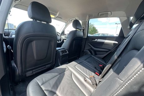 Audi SQ5 3.0 BiTDI V6 SUV 5dr Diesel Tiptronic quattro Euro 5 (s/s) (313 ps) 16