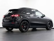 Mercedes-Benz GLA 2.0 GLA220d AMG Line (Premium Plus) SUV 5dr Diesel 8G-DCT 4MATIC Euro 6 (s/ 10