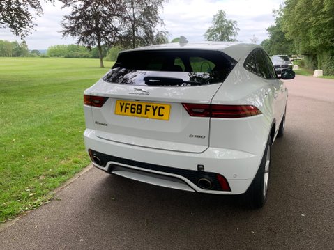 Jaguar E-Pace 2.0 Diesel R-DYNAMIC S 8
