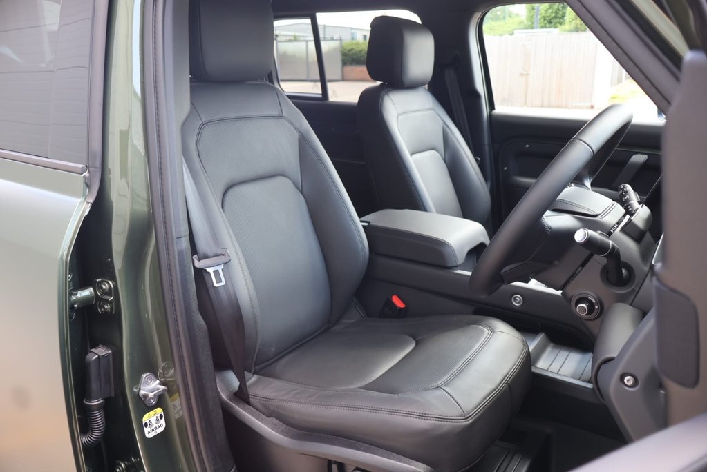 Land Rover Defender 110 2026 D350 HARD TOP X-DYNAMIC HSE WITH A FROST PPF AND SEEKER STYLED  23