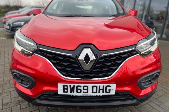 Renault Kadjar ICONIC 1.5 DCI 4