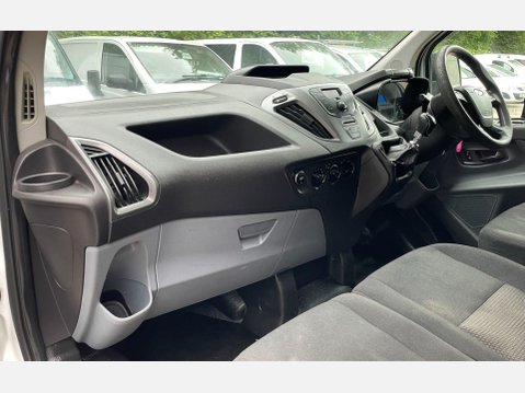 Ford Transit Custom 2.2 TDCi 270 ECOnetic Panel Van 5dr Diesel Manual L1 H1 (162 g/km, 98 bhp) 32