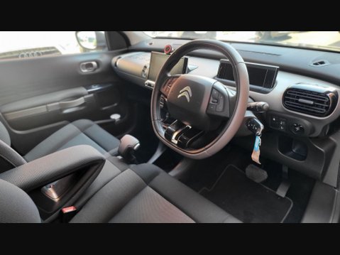 Citroen C4 Cactus PURETECH FLAIR ETG S/S 12