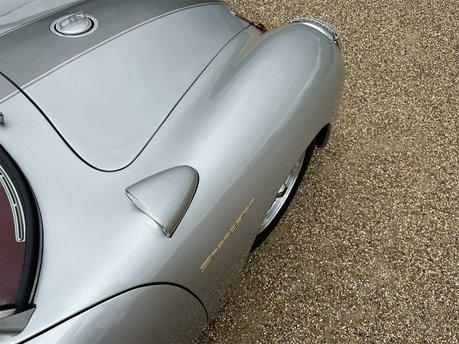 Martin and Walker Speedster 2.0L 33