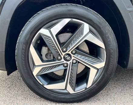Hyundai TUCSON 1.6 Tucson Premium TGDi HEV Auto 5dr 12