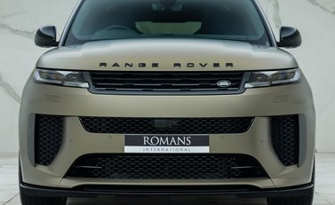 Land Rover Range Rover Sport P635 SV EDITION ONE 4