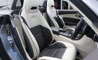 Mercedes-Benz SLS AMG GT Roadster 18