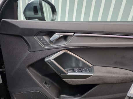 Audi RS Q3 2.5 TFSI SUV 5dr Petrol S Tronic quattro Euro 6 (s/s) (400 ps) 12