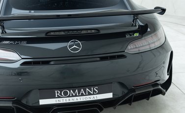 Mercedes-Benz AMG GT R PRO 29