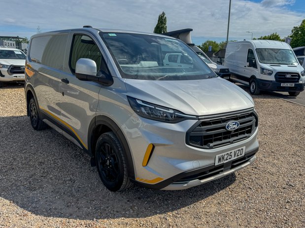 Ford Transit Custom SWB L1H1 Low Roof Trail 320 Air Con Alloys Camera Sensors EURO 6 4