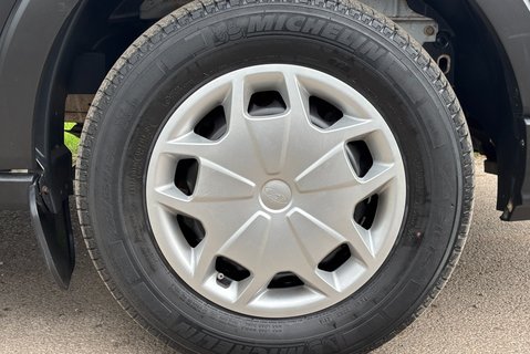 Ford Transit 350 L3 H3 170 ps Trend Panel Van - Air Con 37