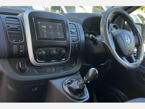 Vauxhall Vivaro 1.6 CDTi 2900 BiTurbo ecoFLEX L1 H1 Euro 5 (s/s) 5dr 40
