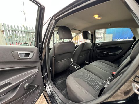 Ford Fiesta ZETEC 54