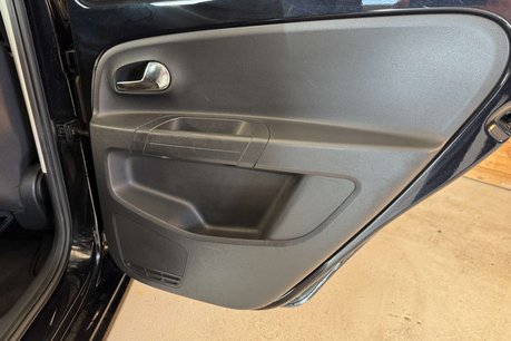 Volkswagen Up 1.0 High up! Hatchback 5dr Petrol ASG Euro 6 (75 ps) 63