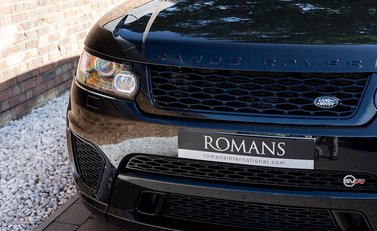 Land Rover Range Rover Sport 5.0 SVR 24